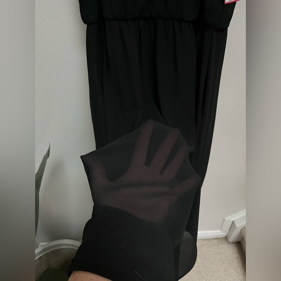 Black Maxi dress sheer from knee down - Picture 3 of 5